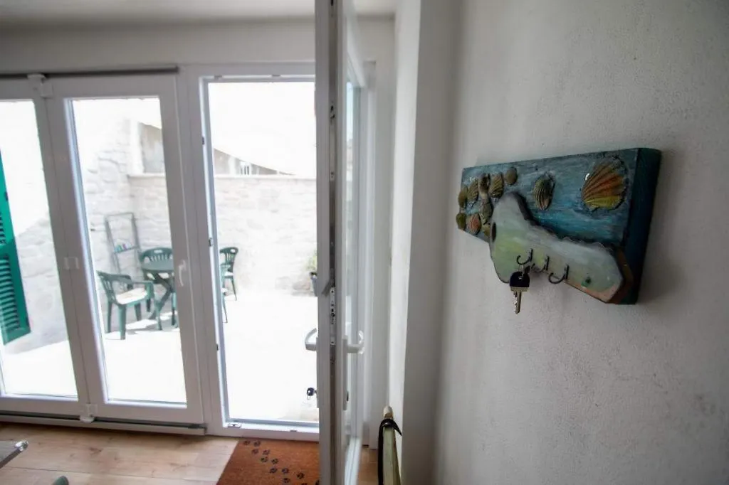 Hobbit Apartments Zadar