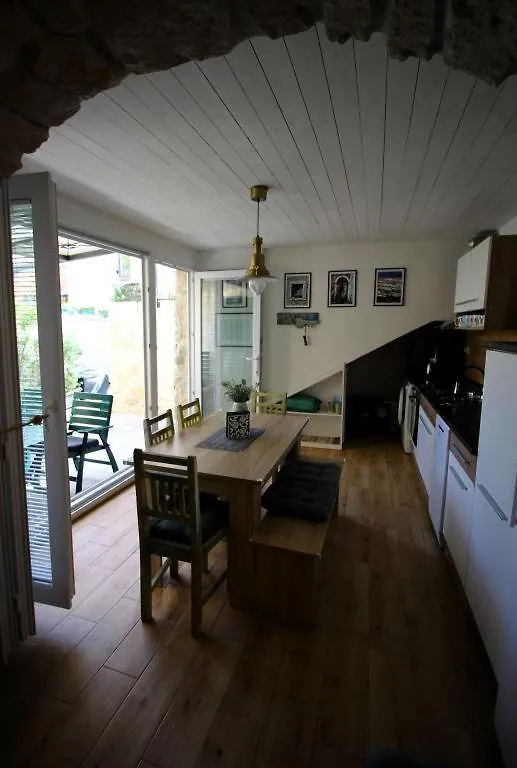 Hobbit Apartments Zadar