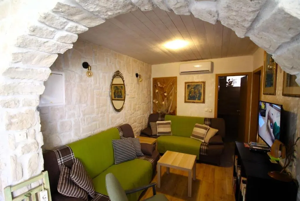 Hobbit Apartments Zadar