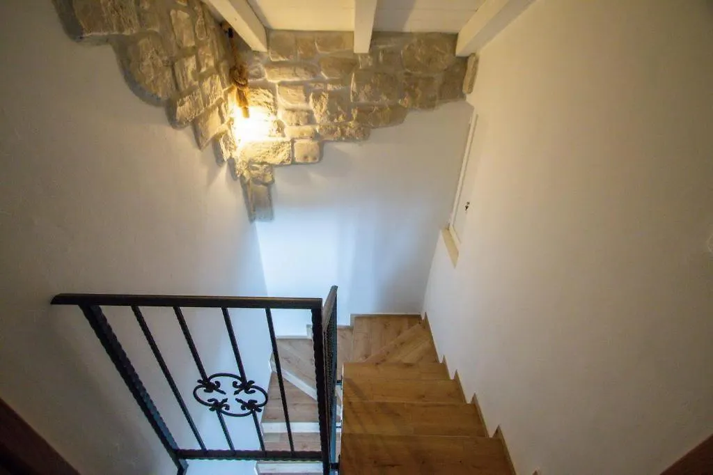 Hobbit Apartments Zadar